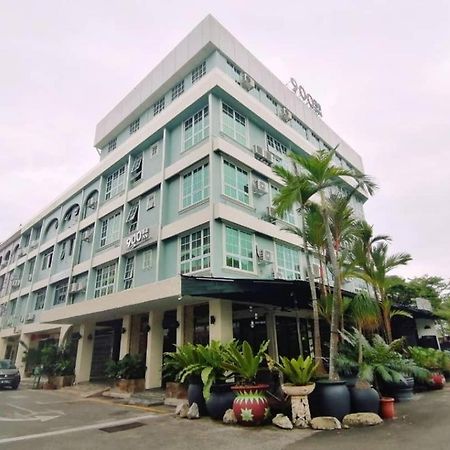 900 Inn Bintulu Exterior photo