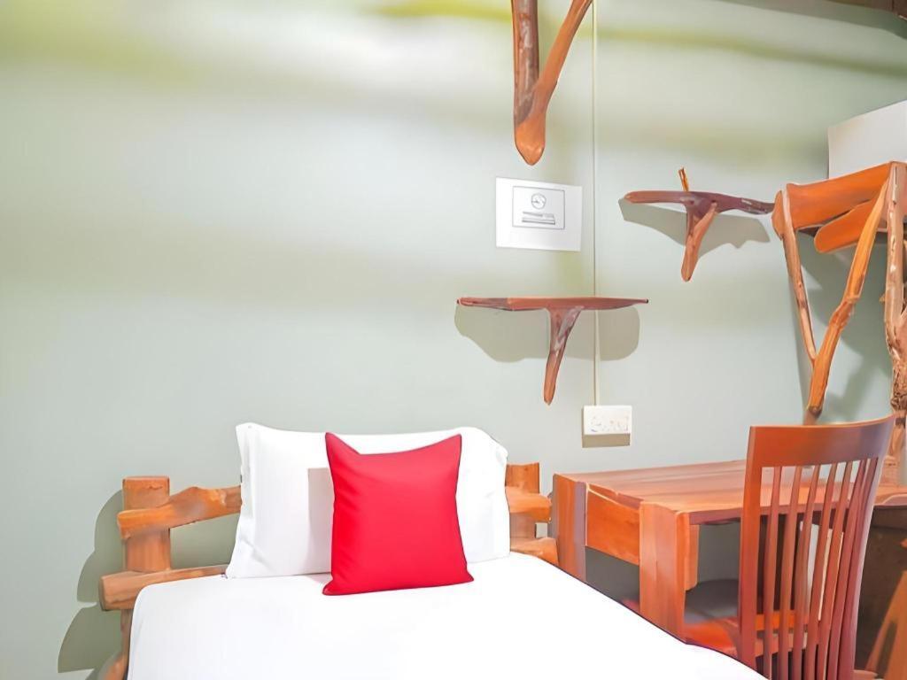 900 Inn Bintulu Exterior photo
