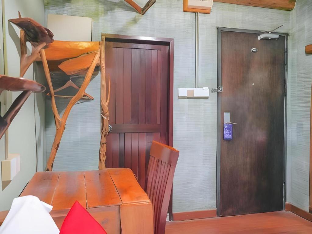 900 Inn Bintulu Exterior photo