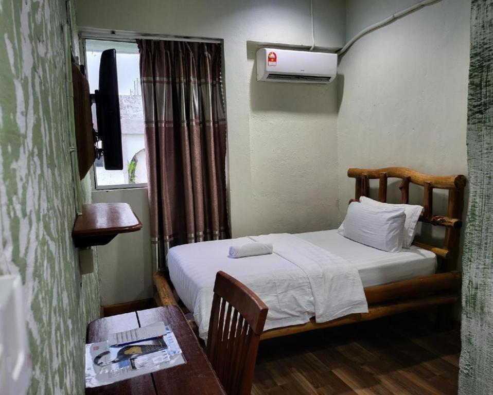 900 Inn Bintulu Exterior photo